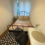 ホームステイ Cozy Old Town クラクフ